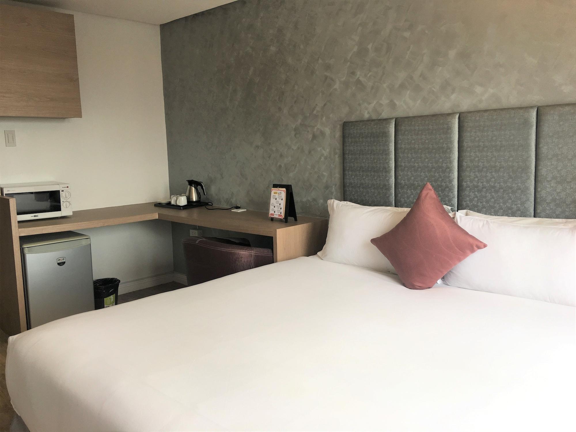 Aparthotel Regency Grand Manila