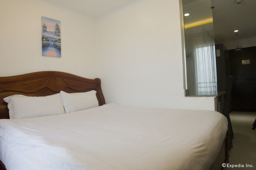 Regency Grand Aparthotel Manila