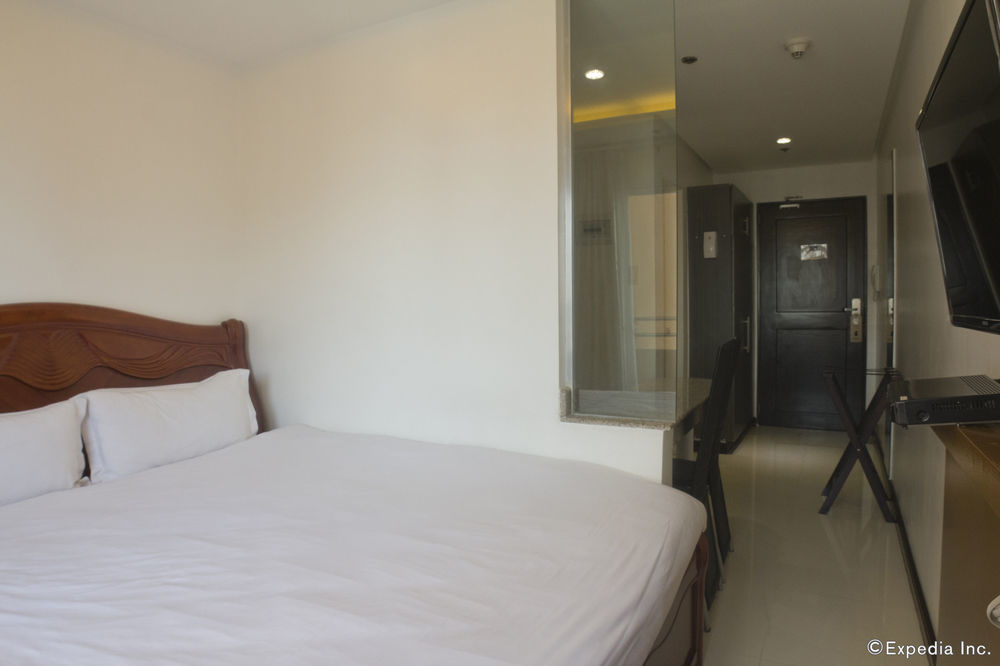 Regency Grand Aparthotel Manila
